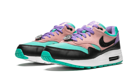Air Max 1 NK Day (GS) "Have a Nike Day" AT8131 001