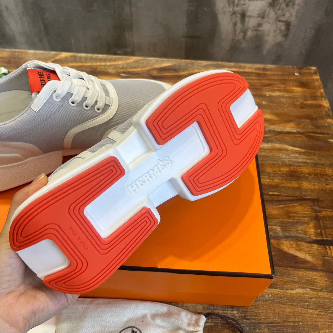 HERM Sneakers