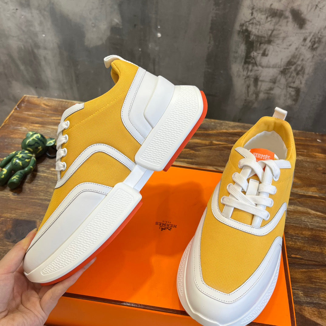 HERM Sneakers