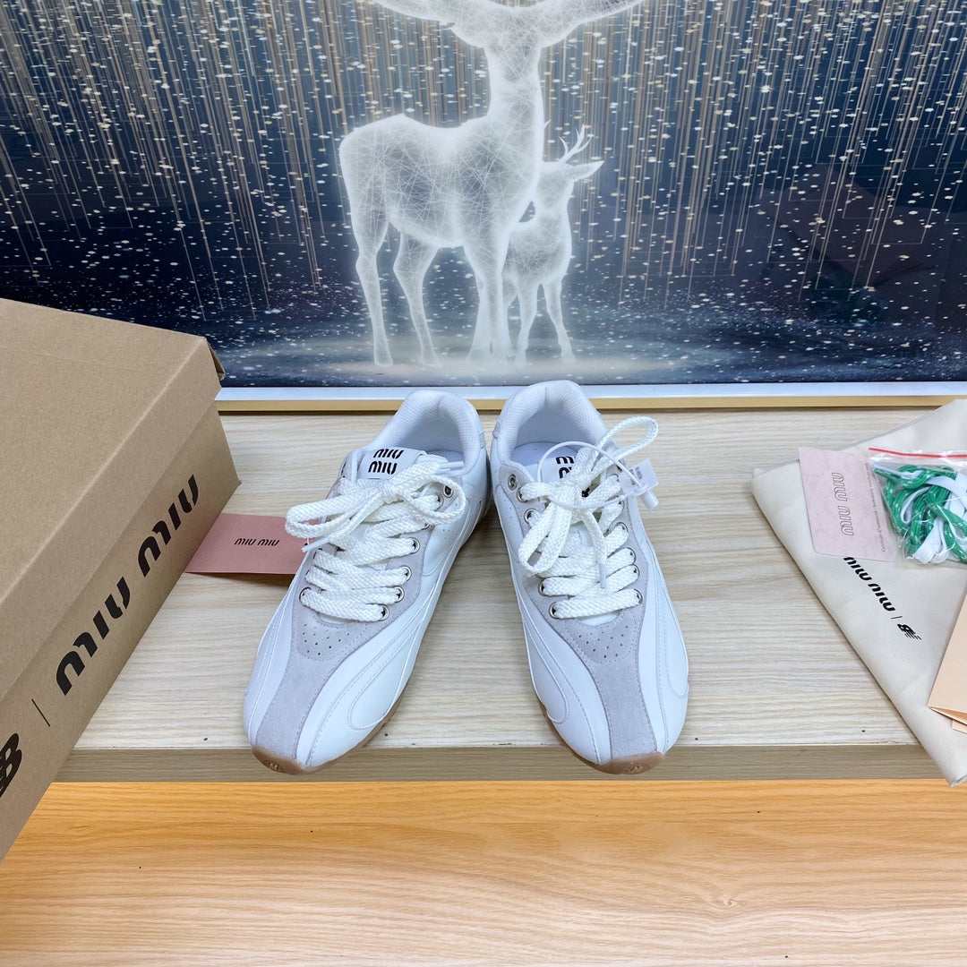 NB White and Gray Sneakers Cowhide