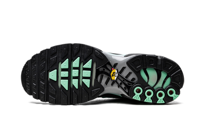 Air Max Plus "Spirograph" FB3351 001