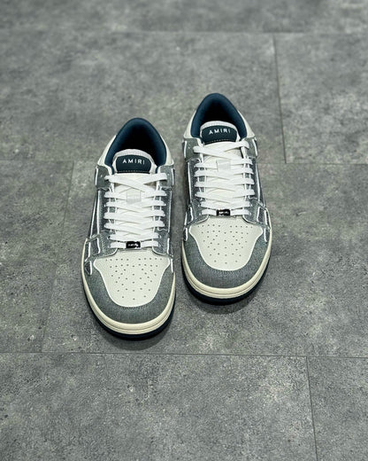 AMR Sneakers