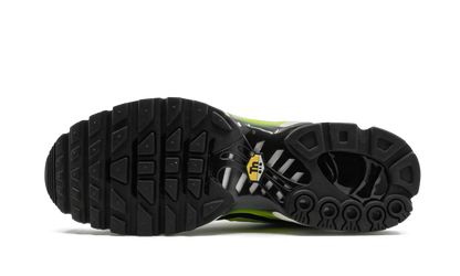 Air Max Plus "Black Volt" 852630 037