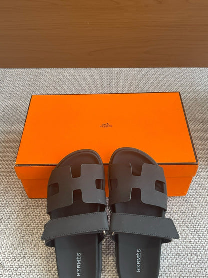 HERM Sandals