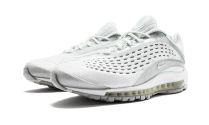 Air Max Deluxe "Triple White" AV2589 100