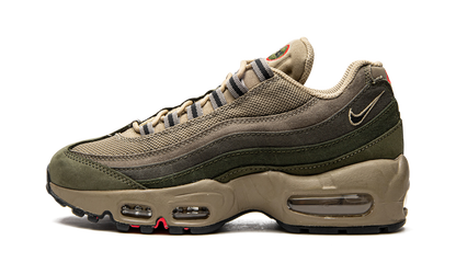 Air Max 95 SE "Rough Green" DQ8570 200