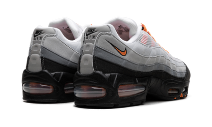 Air Max 95 OG "Big Bubble Bright Mandarin 2.0 (2025)" HM4740 101