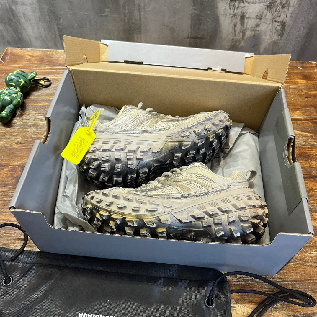 BLCG Sneakers
