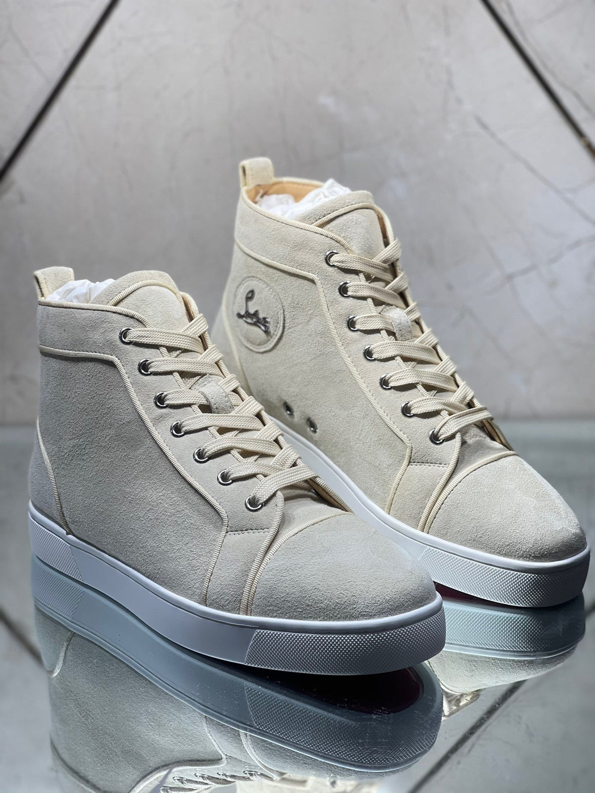 Sneakers & Shoes