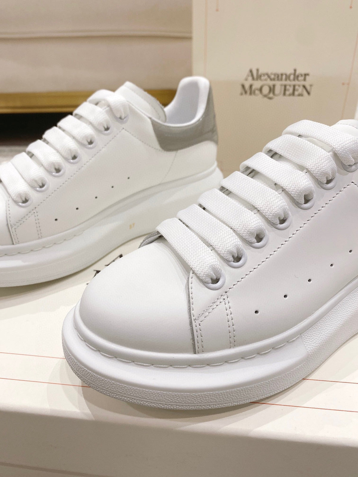 Sneakers & Shoes