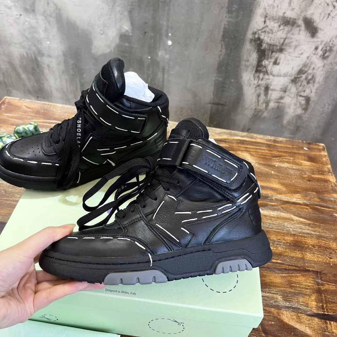 Off-White Sneakers