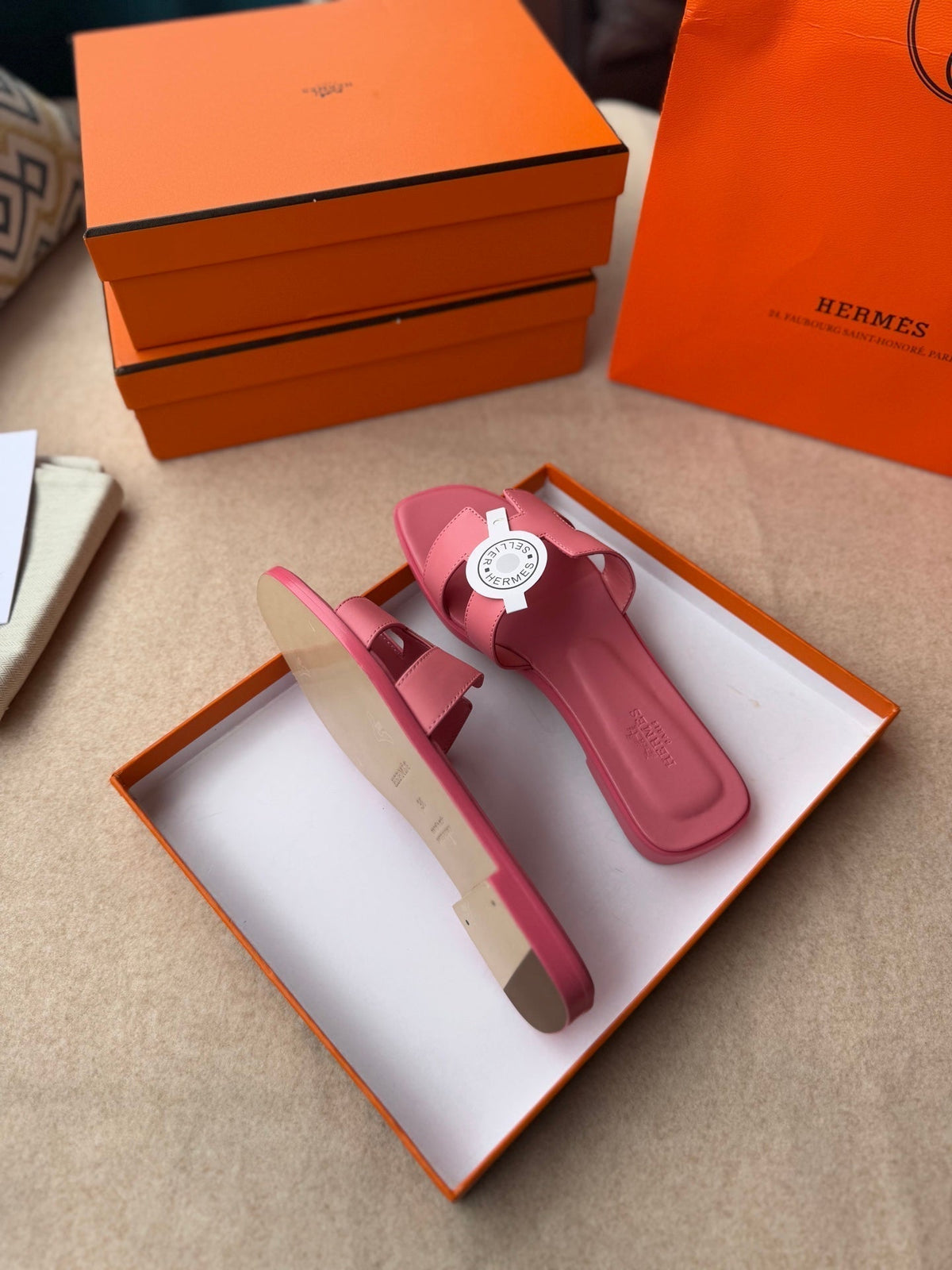 0RAN SANDALS IN ROSE PINK CALFSKIN