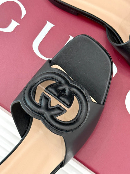 SLIDE SANDALS IN BURNT BLACK CALFSKIN