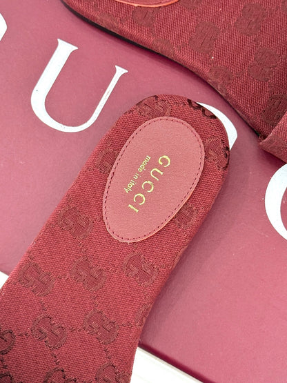SLIDE SANDALS IN RED FABRIC EMBOSSED LOGO