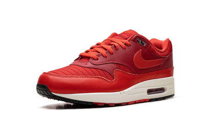 Air Max 1 "Gym Red" HQ3607 687