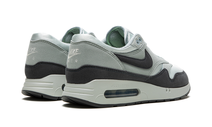 Air Max 1 '86 OG "Kids of Immigrants" FJ8314 002
